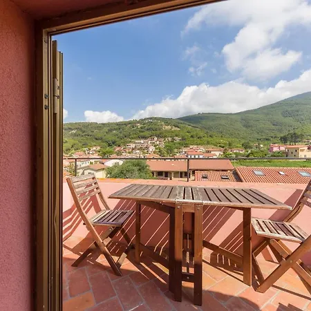 Trilocale Alloro 6 *
